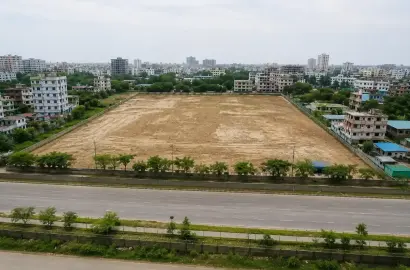 মোহাম্মাদপুর বেড়িবাঁধ সংলগ্ন ২২ শতাংশ বাণিজ্যিক জমি বিক্রয় – ৩০০ ফুট ফ্রন্টেজ